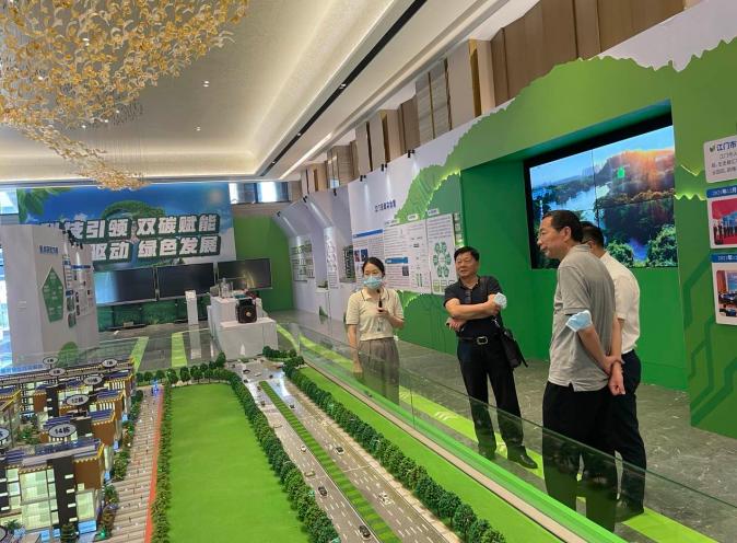 我所彭晓雷副总工程师携认证中心双碳团队到江门双碳实验室调研交流
